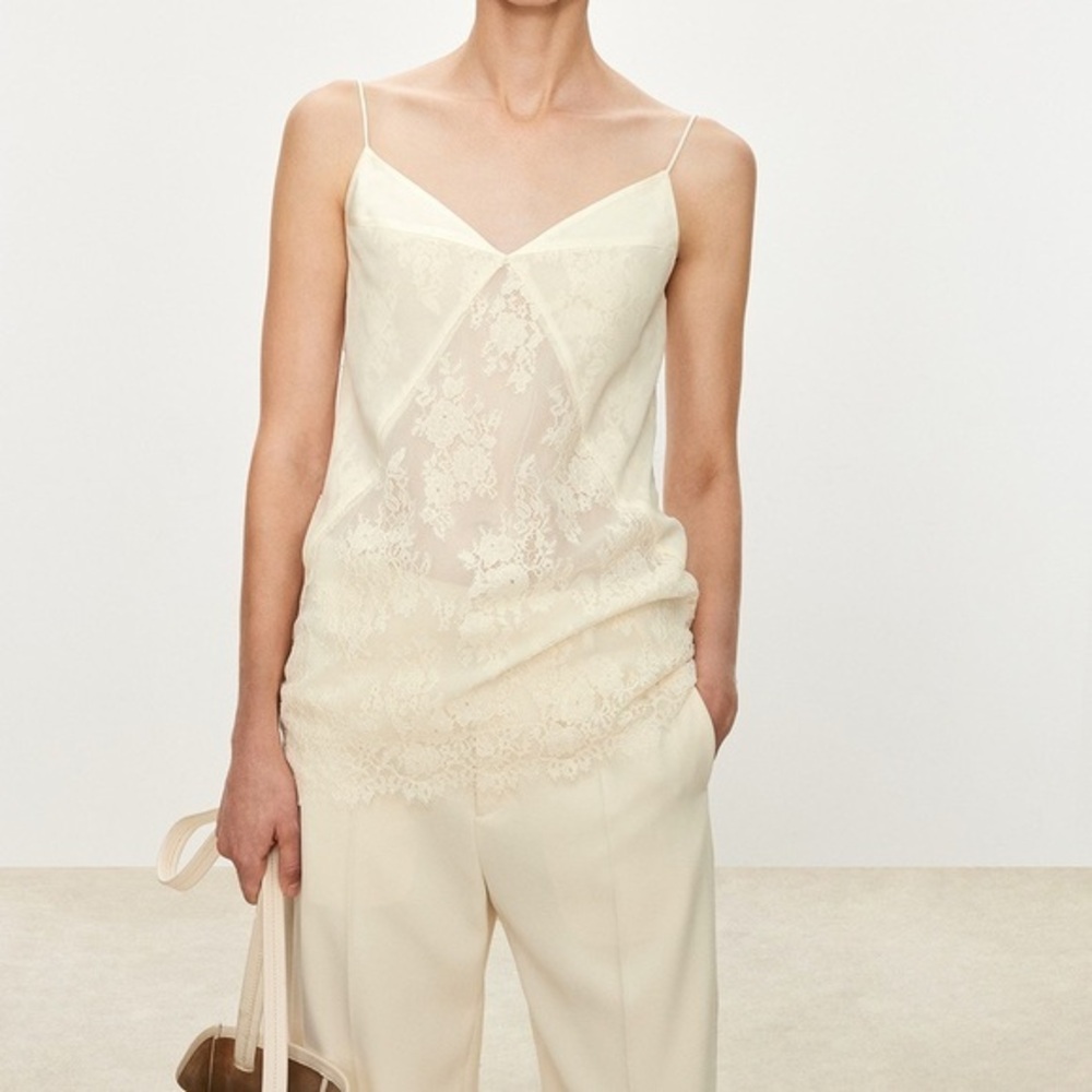 CHICJOC Embossed Lace and Heavy Silk Tank – Multi-Layered Structured Camisole